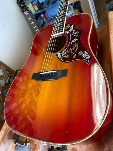 Vintage Morris WH-25 Hummingbird Acoustic Guitar Mahogany Body Good Condition!