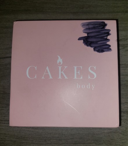 CAKES body Silicone Nipple Covers Non-Adhesive Reusable  One Size