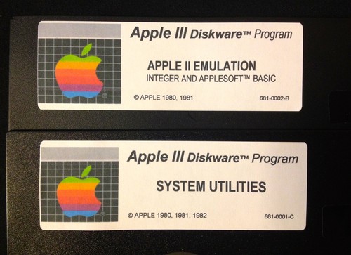Apple III Home Computers /SOS 2 Disk set / Apple II Emulation / System Utilities - Picture 1 of 3