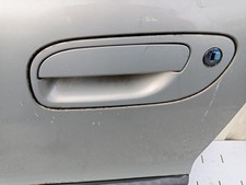 Porte avant et accessoires Volvo V70