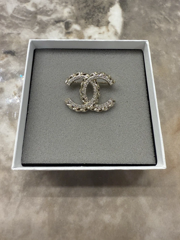 CHANEL подлинный классический все кристалл CC логотип брошь заколка серебристого тона с коробкой - Изображение 4 из 4