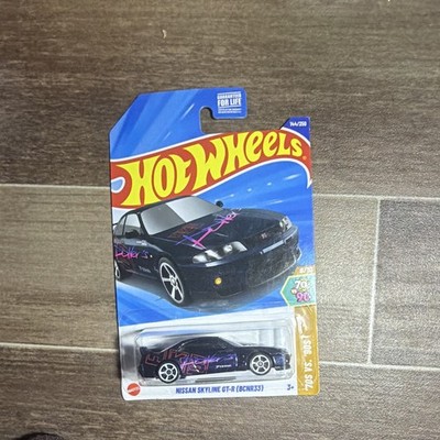 2025 Hot Wheels black NISSAN SKYLINE GT-R (BNR33) '70s vs '90s JDM 144/250 (HW3)