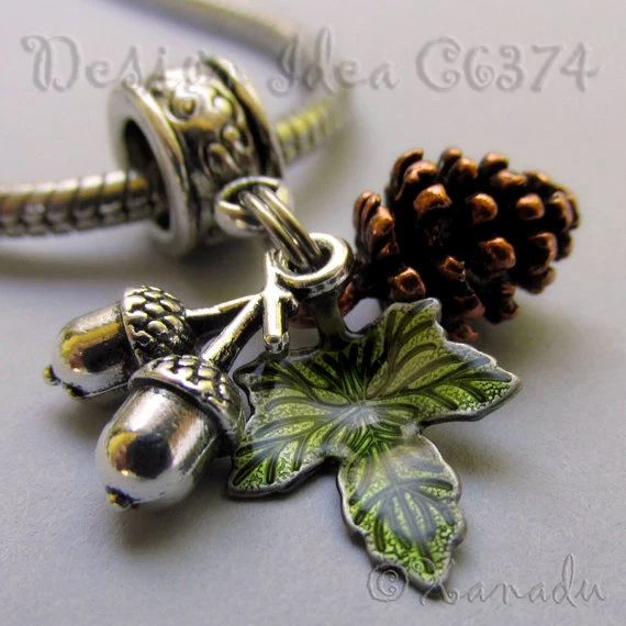 Colgantes de hoja de arce verde al por mayor esmalte C6374 - 5, 10, 20 piezas Foto 4 de 4