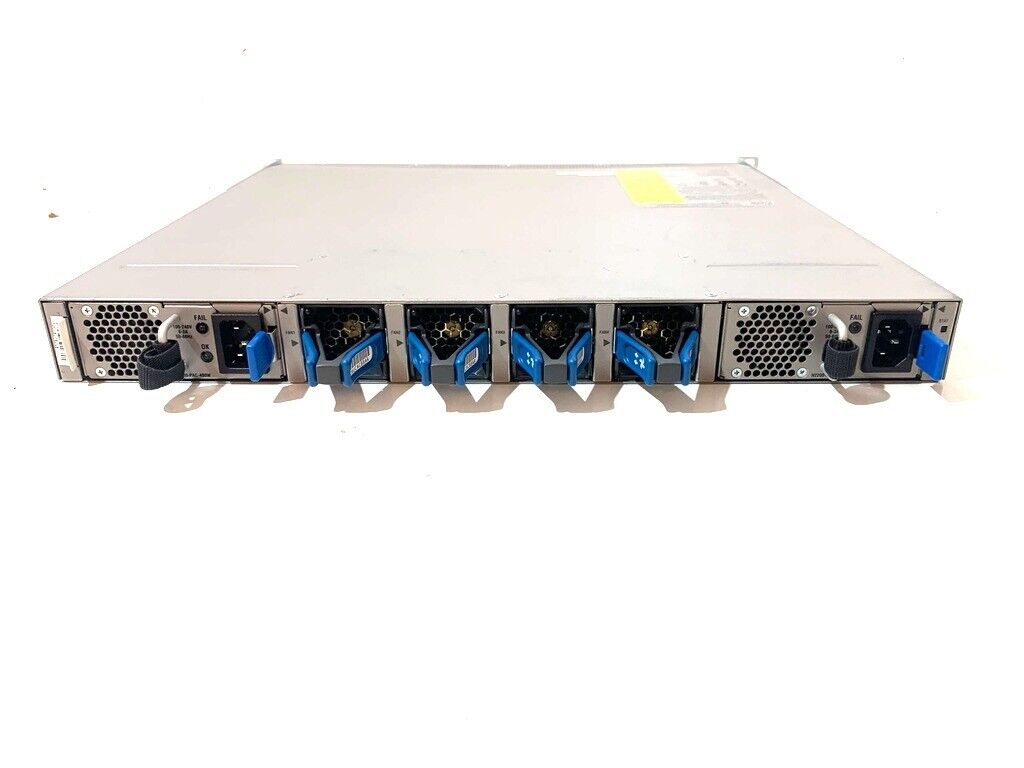 Switch Cisco Nexus 9372TX - Cisco