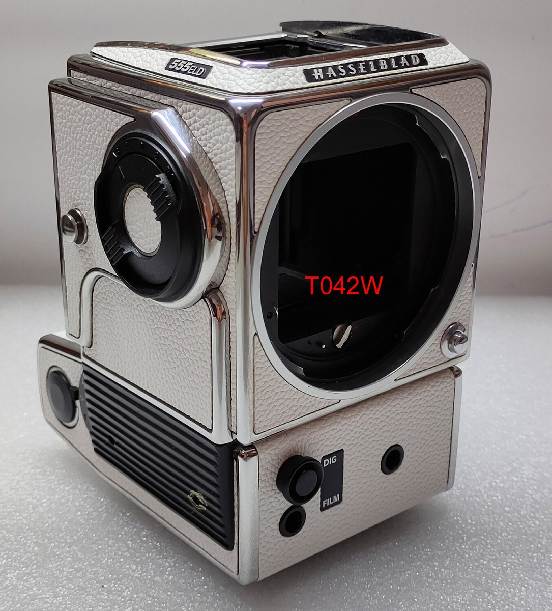 Hasselblad 555ELD Medium Format (Hasselblad 555ELD Hasselblad 555ELD Medium Format (Hasselblad 555ELD