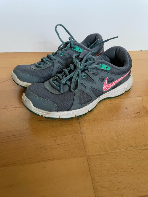 nike revolution 2 for sale