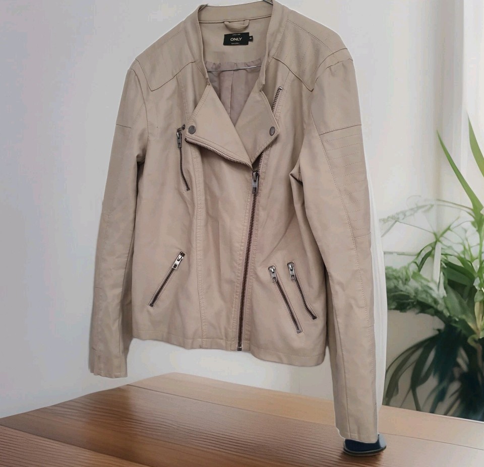 Only Our Story Faux Leather Bikers Jacket  Moto Zip Pockets Beige Womens Sz 14 