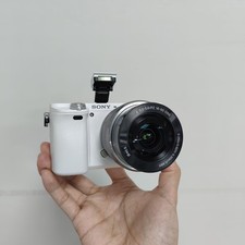 Sony Alpha A6000 24.3MP White Mirrorless Digital Camera w/16-50mm Lens English