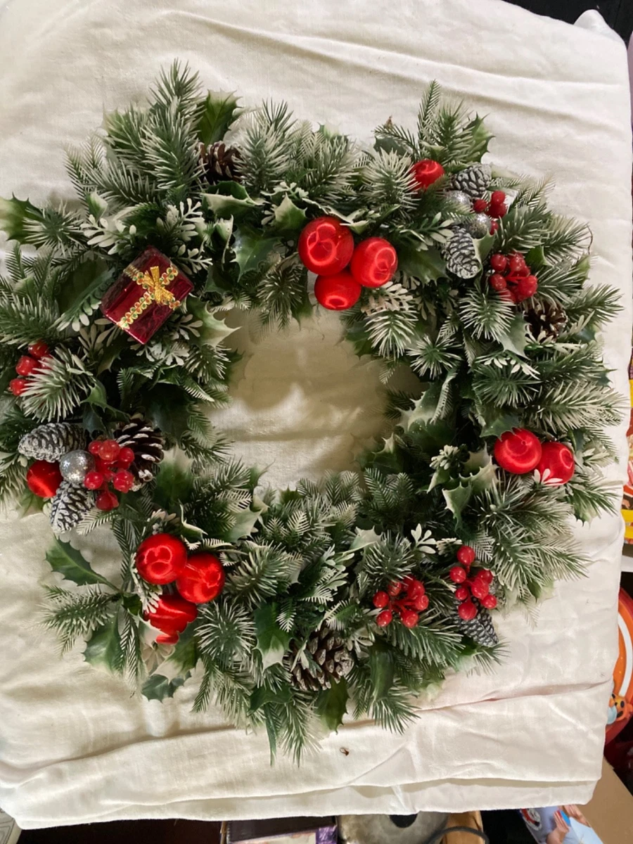 Christmas Wreaths 1960 Year Manufactured Collectible Wreaths