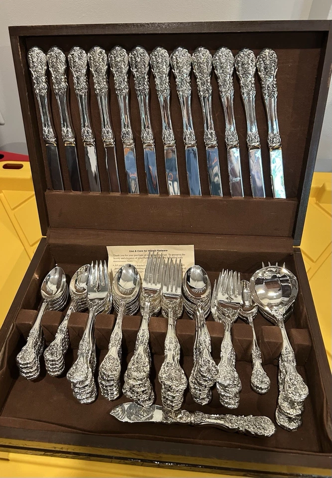 VTG 64pc Rogers FRENCH ROSE Silver-plate - Image 2 of 4