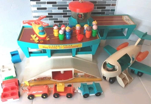 Vintage Fisher Price Little People Airport 1972 #996 Accessories Figures