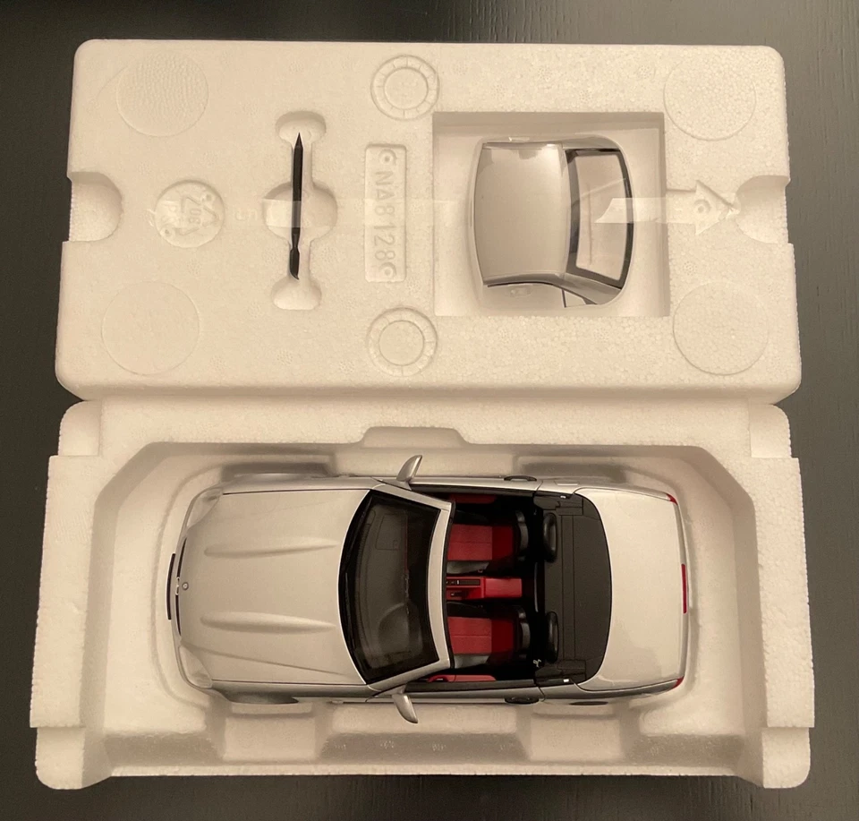 Mercedes SLK 350 Cabriolet 1996 1/18 Norev - Immagine 4 di 4