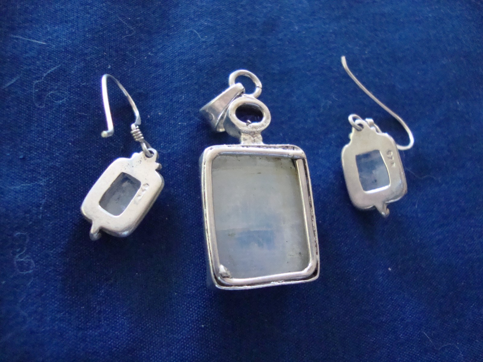 Rainbow Moonstone Solid 925 Sterling Silver Penda… - image 2