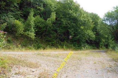 Photo A3 Track junction below Tintern Quarry Boughspring On OS maps, a f c2018