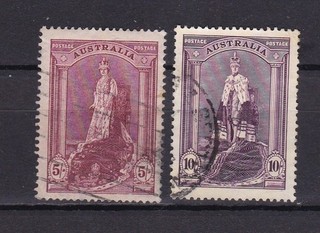 AUSTRALIA 5/ & 10/ ROBES USED