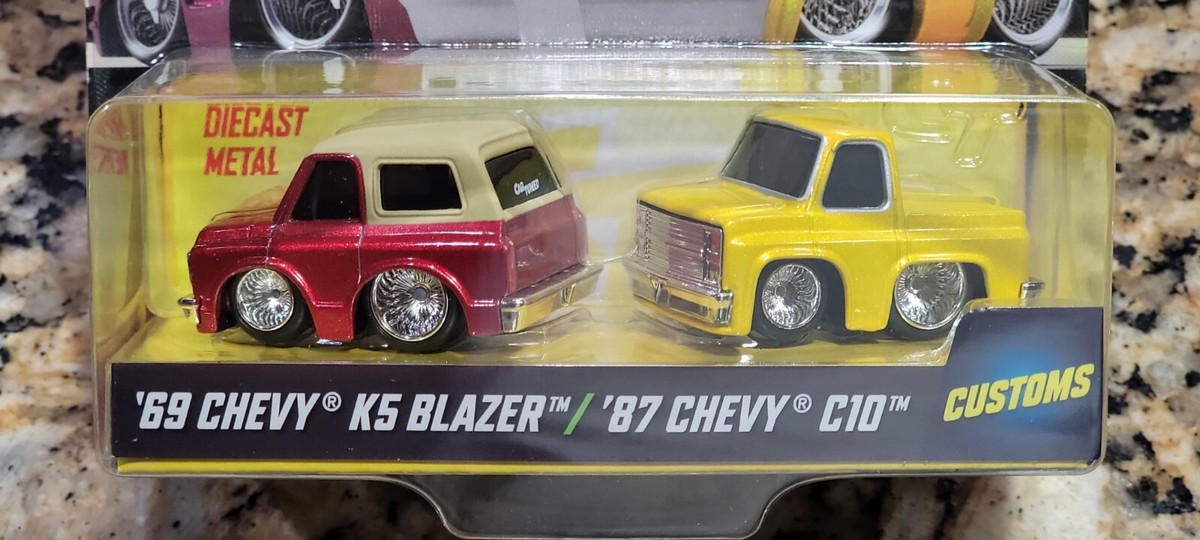 MGA Car Tuned 2PK SERIES 2 Dip'd & Drip'd 592556 | eBay