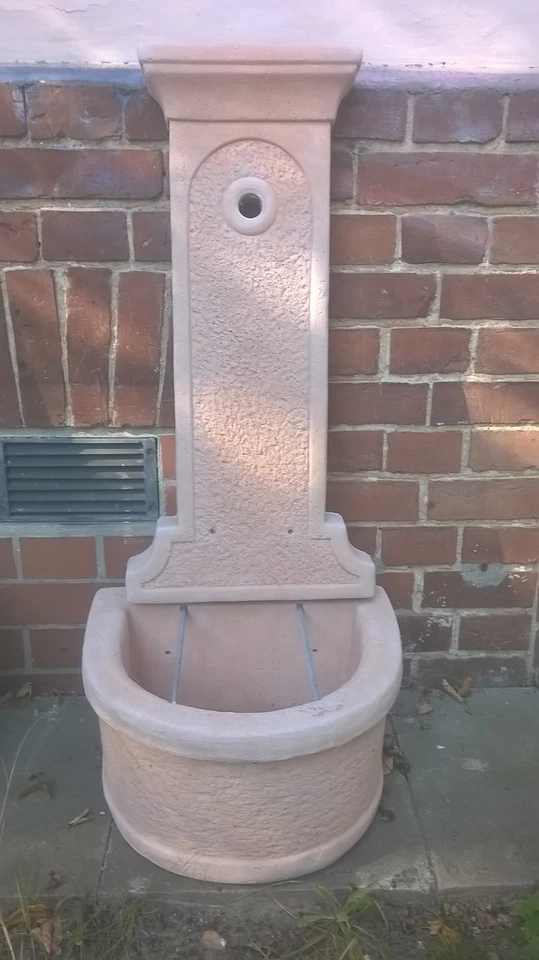 Sofort Lieferbar!!!! Wasserzapfstelle Wandbrunnen Springbrunnen  Zierbrunnen