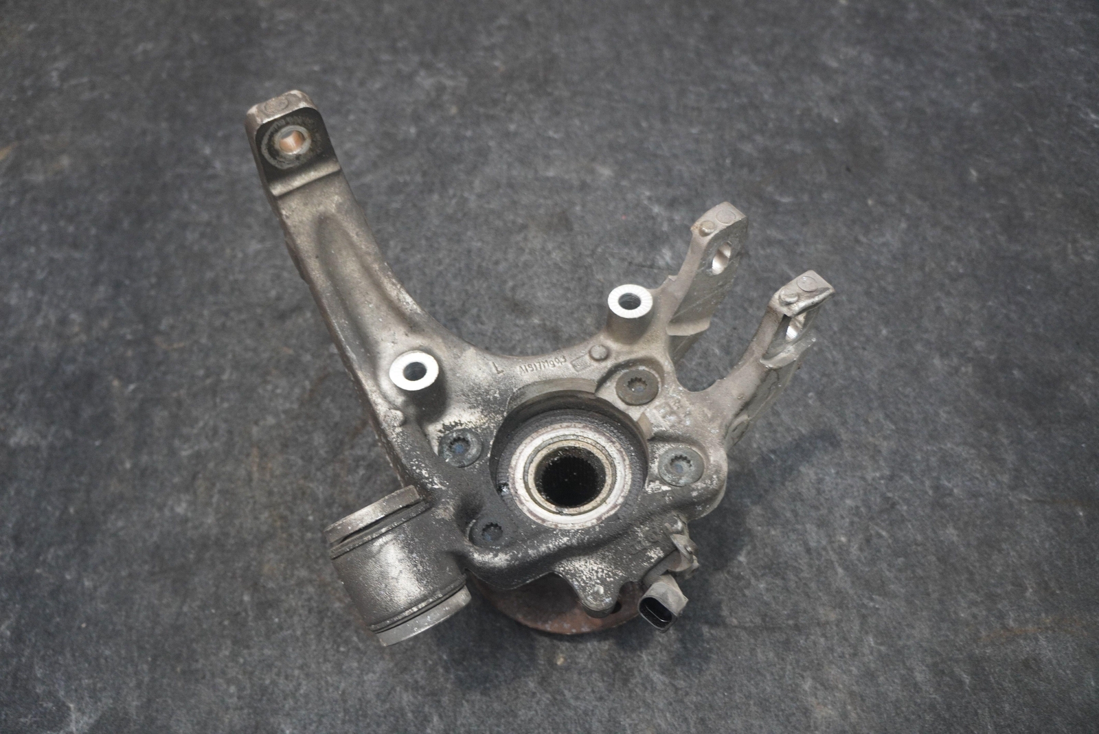 Rear Left Spindle Knuckle Hub Wheel Bearing 3D0505435 Bentley Continental GT 05