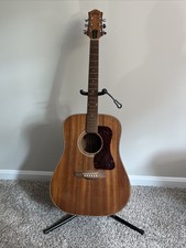 Guild D4 Nt Hr Acoustic Guitar With Hard Case