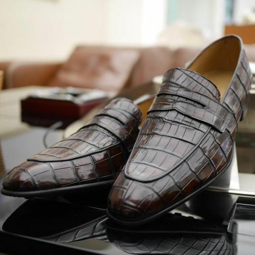 Men Handmade Brown Crocodile Texture Penny Loafer Shoes  display picture 3