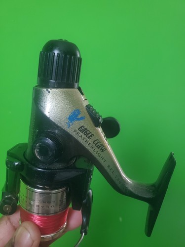 Eagle Claw Featherlight RFL 220 Fishing Reel - Picture 5 of 5