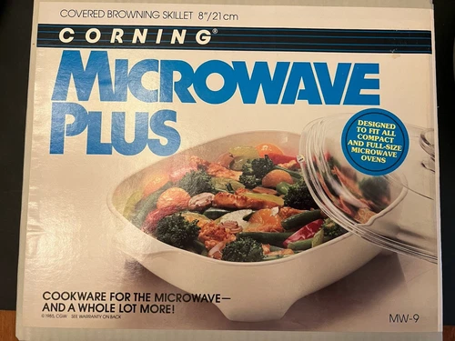 Vintage Corning Ware  Browning Skillet Dish With Lid 8” NEW FACTORY SEALED 1985