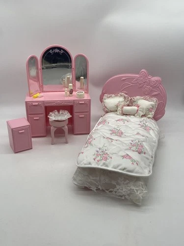 Mattel Barbie Sweet Roses Bedroom 1987 Vanity Nightstand Bed Vintage