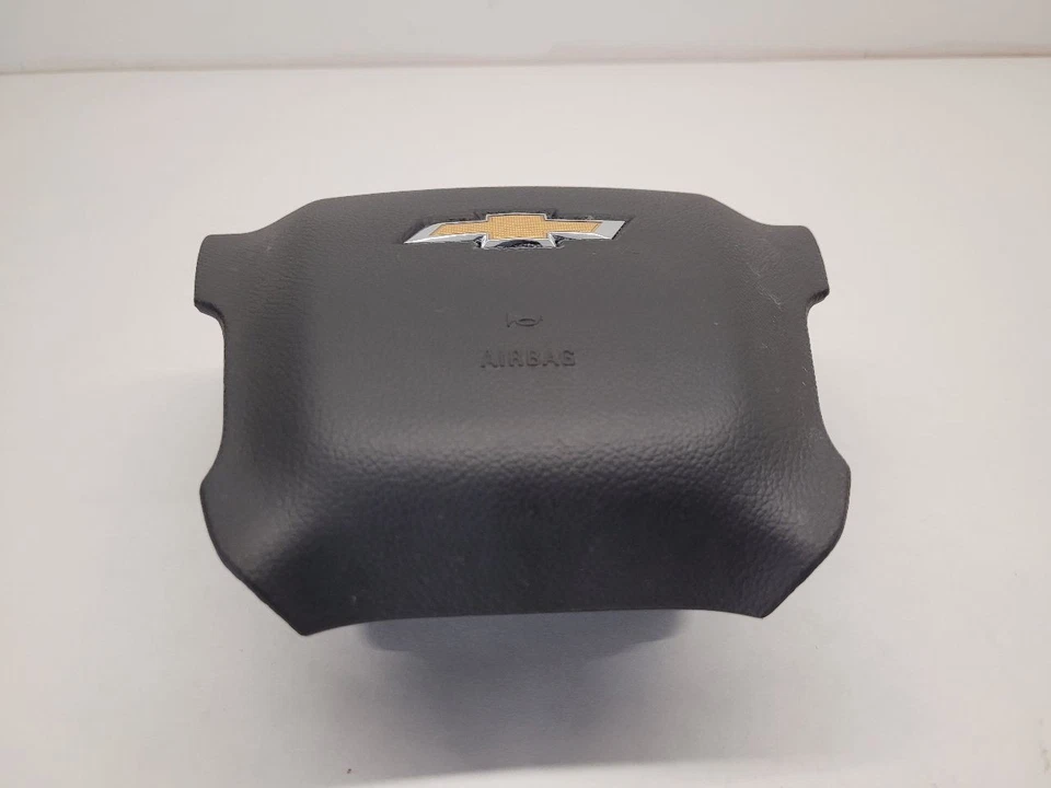 2015 16 17 18 19 2020 CHEVROLET SUBURBAN 1500 Driver Left A Bag Driver Wheel  - Image 3 of 4