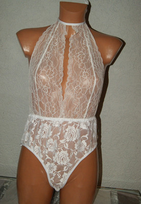 STRING - BODY Spitze Anzug PENTHOUSE Teddy Neckholder weiß Toxic Powder L/XL