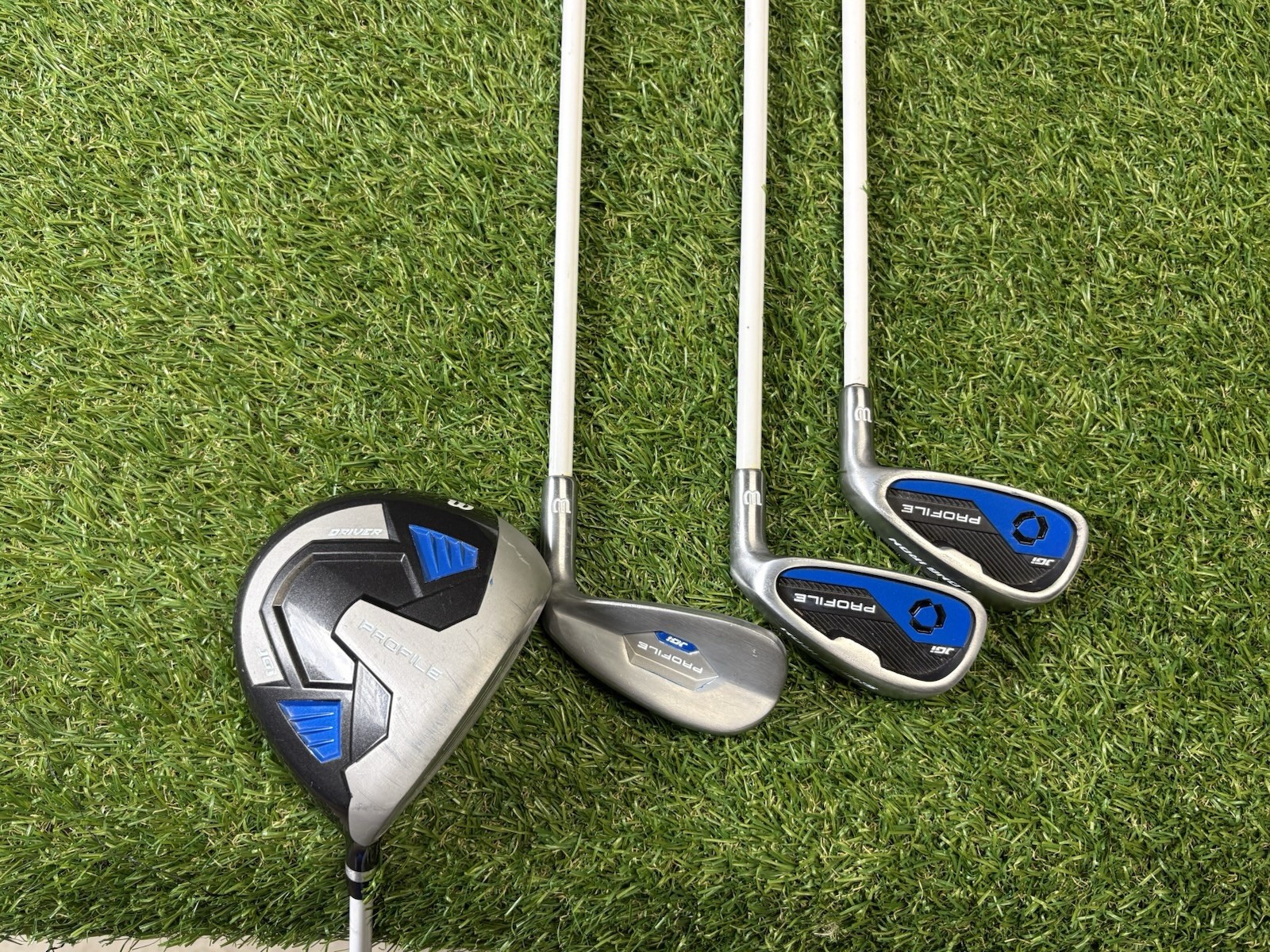 Wilson Juniors Profile JGi Right hand , Driver , Wedge, Long And Short Iron