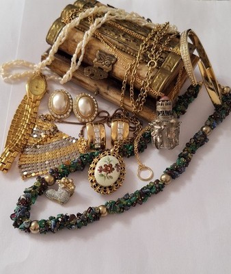 Konvolut  alte  Schmuck mit Schatulle