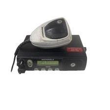 Motorola PM400 VHF Radio AAM50 RPF9AA AN With Mic R split 438-470 MHz