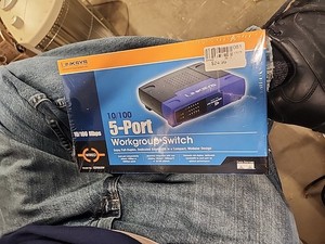 Linksys  EtherFast (EZXS55W) 5-Ports External Switch New In Box
