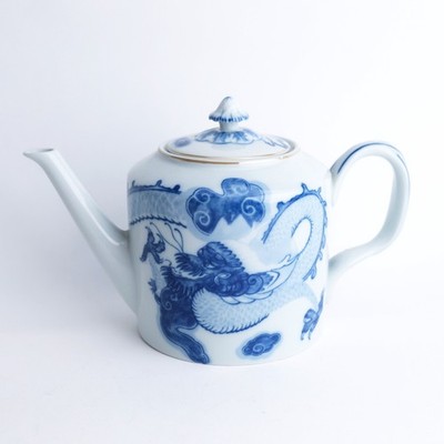 Blue Dragon by Mottahedeh for Tiffany & Co Porcelain Teapot & Lid with Flaw