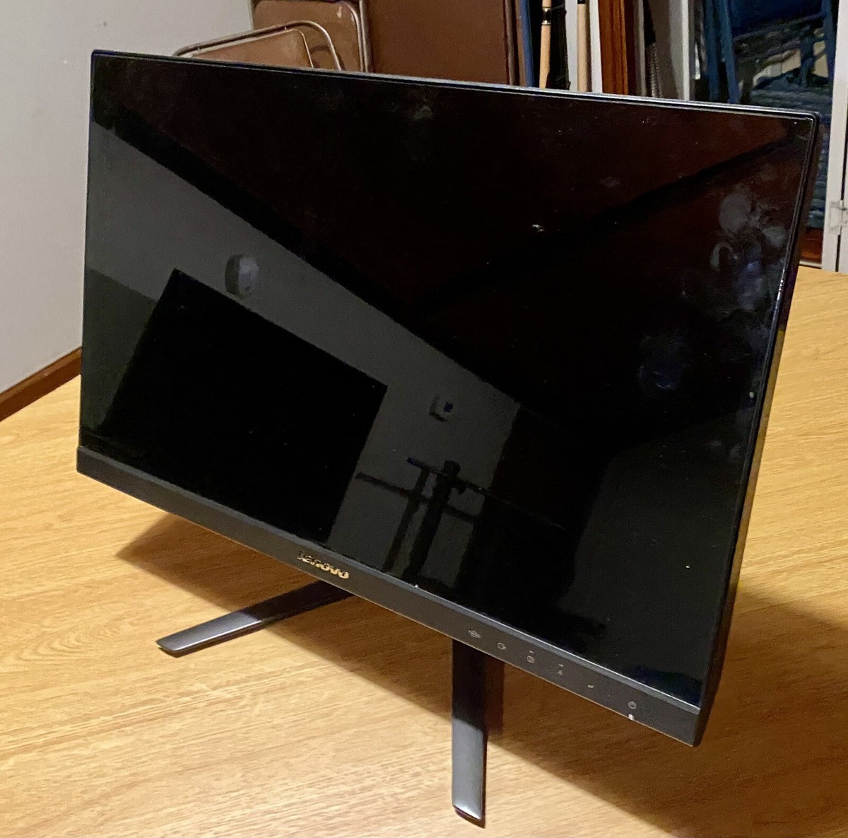 lenovo 23インチ 液晶ディスプレイ Li2321swA lenovo 23インチ 液晶ディスプレイ Li2321swAの通販 by fuji's