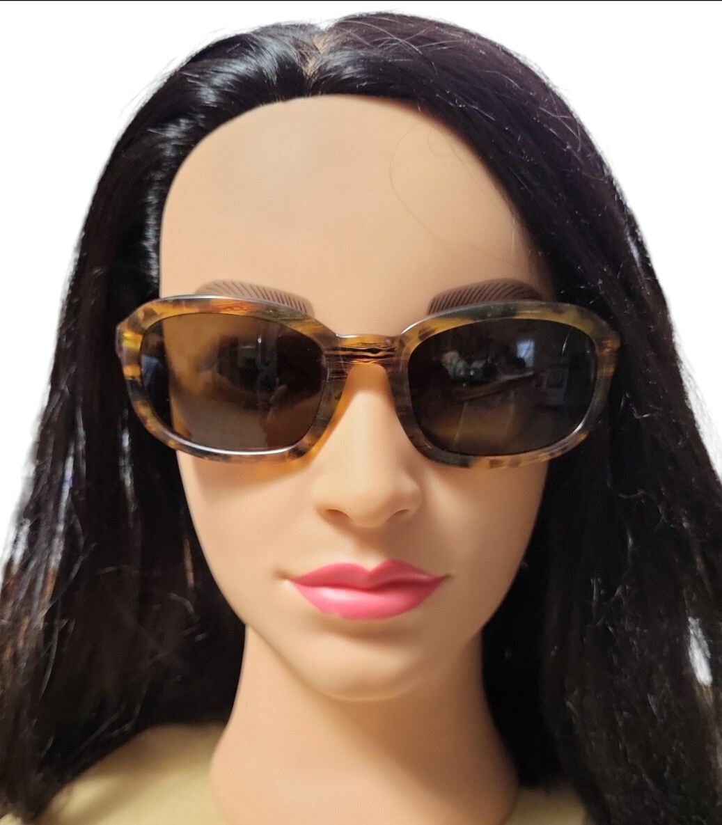 Vintage Liz Claiborne Brown Tortoise Sunglasses Vintage Liz Claiborne Sunglasses Tortoise Brown mod. 11921  main image 4