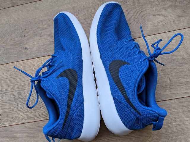 roshe one blue