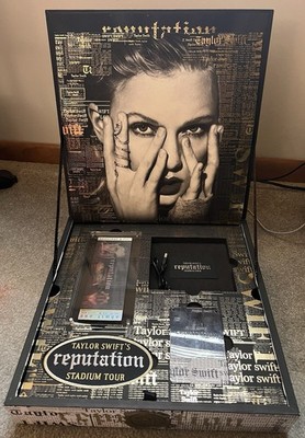 Taylor Swift Reputation Stadium Tour VIP Box Set Collection Original