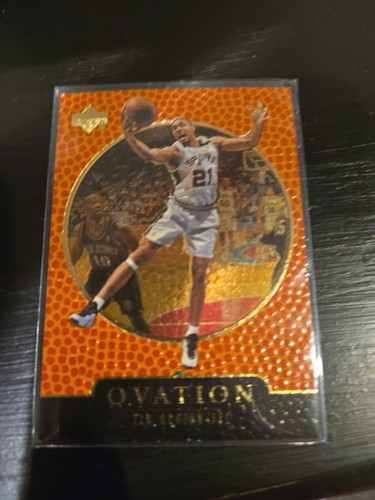 Tim Duncan [Gold] #59 1998 Upper Deck Ovation card