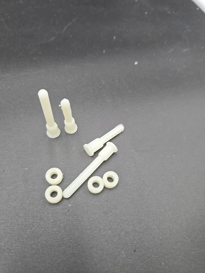 Custom Works Intimidator Nos 3201 Body Mount Posts New Dyeable Dirt Oval  - Image 2 of 4