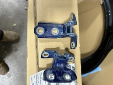 Right Rear Door Hinges 2014 Chevy Cruze OEM