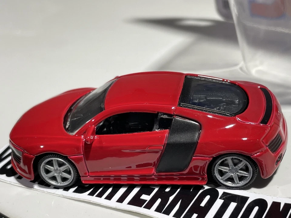 Audi R8 Street Fire 1:64 Scale Model Car Toy Childs Kids Dads Gift Present - Image 4 of 4