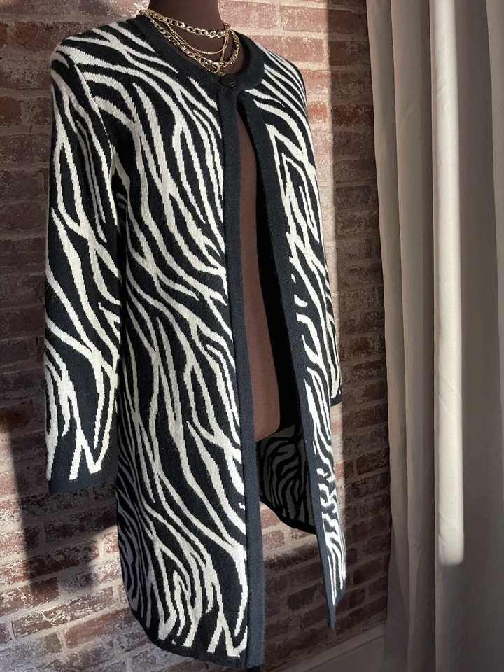 Sag Harbor Women’s Black White Zebra Longline Open Front Cardigan Sweater Large - Image 4 of 4