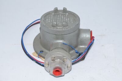 NEW SOR Static O Ring 4L-E4-C1A-TT 1-25 PSI Adjustable Pressure Switch 