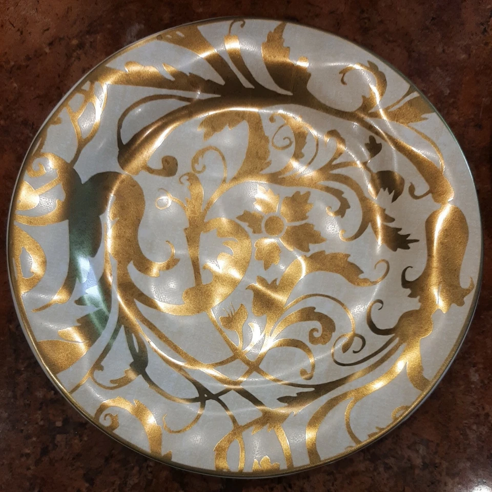 Platos de ensalada Pottery Barn rollos dorados, pájaros usados en excelente estado 9,25" Foto 3 de 4