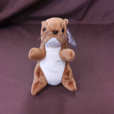 Ty Beanie Babies "Nuts" the Squirrel 1996 NEW and MINT, collectible grade AAA