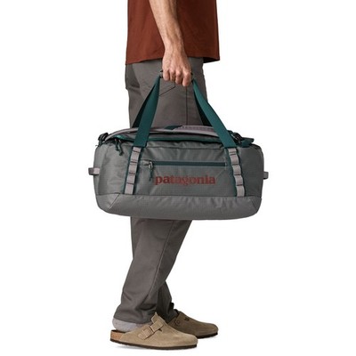 Patagonia Black Hole Duffel 40L - wasserfeste Reisetasche mit Rucksackträgern