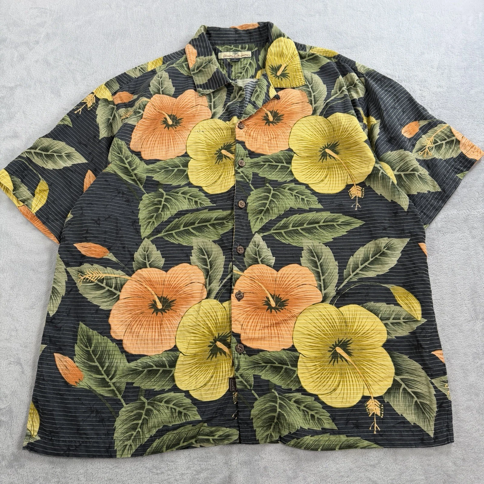 Tommy Bahama Mens XL 100% Silk Button Shirt Loop Collar Vacation Floral Hawaiian