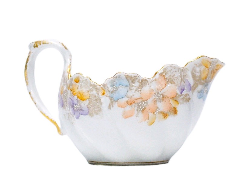 Antique Hand Painted Gold Gilt France Limoges T&V Floral Porcelain Gravy Boat