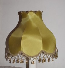 PARALUME RICAMBIO LAMPADA IN RASO VERDE CON FRANGE A NAPPA VINTAGE CLASSICO